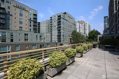 2716 Elliott Ave #405, Seattle, WA 98121 - Photo 14