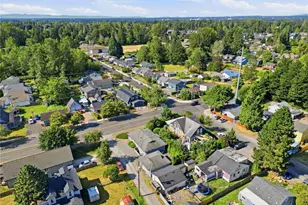 207 E 84th St, Tacoma, WA 98445 - Photo 36