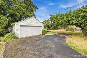 1020 S College Ave, College Place, WA 99324 - Photo 20