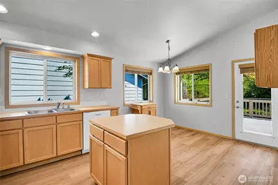 6005 74th Avenue NE, Marysville, WA 98270 - Photo 12
