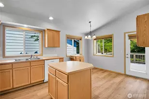 6005 74th Ave NE, Marysville, WA 98270 - Photo 12