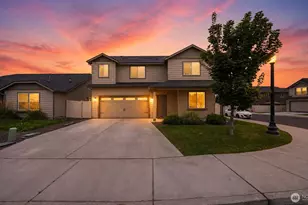 543 SW Angelina Loop, College Place, WA 99362 - Photo 1
