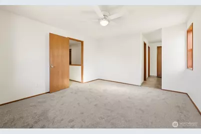 15931 22nd Avenue SW, Burien, WA 98166 - Photo 18