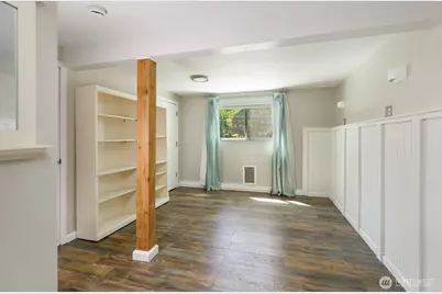 30633 4th Avenue S, Federal Way, WA 98003 - Photo 18