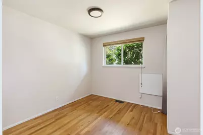 30633 4th Avenue S, Federal Way, WA 98003 - Photo 10