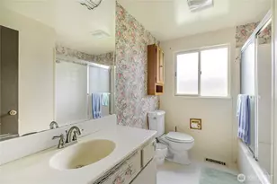20911 78th Ave W, Edmonds, WA 98026 - Photo 18