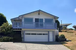 506 S Ennis St, Port Angeles, WA 98362 - Photo 2