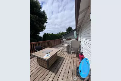 1990 Whitetail Lane, Woodland, WA 98674 - Photo 4