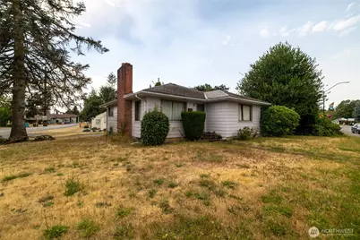 201 Harrison Avenue, Centralia, WA 98531 - Photo 1