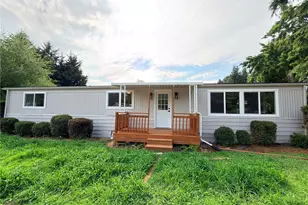 3111 28th St Ct E, Tacoma, WA 98443 - Photo 2