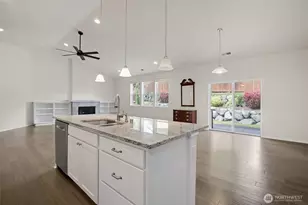 921 Alpine View Dr, Mount Vernon, WA 98274 - Photo 10