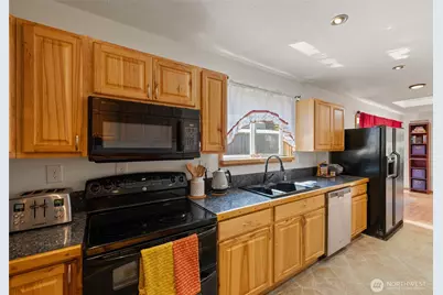 870 W Lost Lake Road, Shelton, WA 98584 - Photo 10