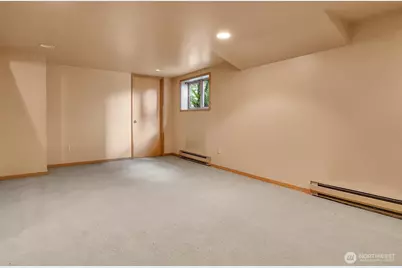 910 11th Avenue E, Seattle, WA 98102 - Photo 28