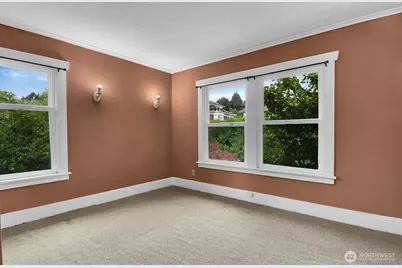 910 11th Avenue E, Seattle, WA 98102 - Photo 18