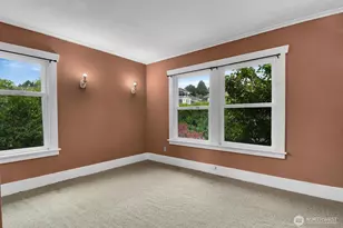 910 11th Ave E, Seattle, WA 98102 - Photo 18