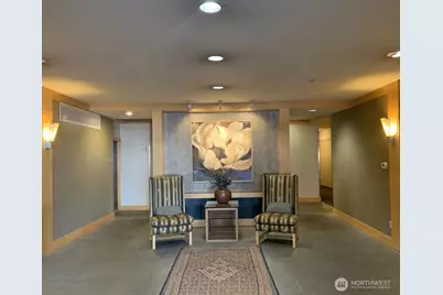 720 Queen Anne Avenue N #401, Seattle, WA 98109 - Photo 12