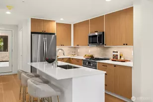 958 NW 54th St, Seattle, WA 98107 - Photo 14