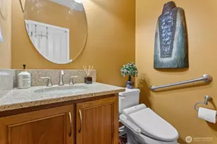 10720 SE 242nd St, Kent, WA 98030 - Photo 12