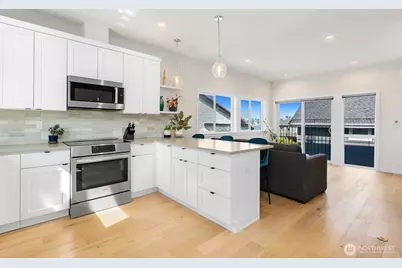 1338 California Ave SW, Seattle, WA 98116 - Photo 12