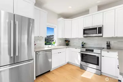 1338 California Ave SW, Seattle, WA 98116 - Photo 10