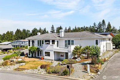4807 Glasgow Way, Anacortes, WA 98221 - Photo 2
