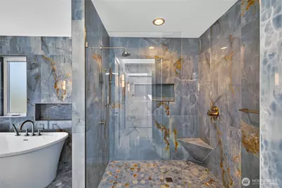 4807 Glasgow Way, Anacortes, WA 98221 - Photo 20