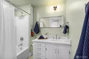 612 S 3rd St, La Conner, WA 98257 - Photo 20
