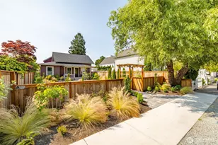 612 S 3rd St, La Conner, WA 98257 - Photo 28