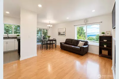 1645 288th Street #207, Federal Way, WA 98003 - Photo 8