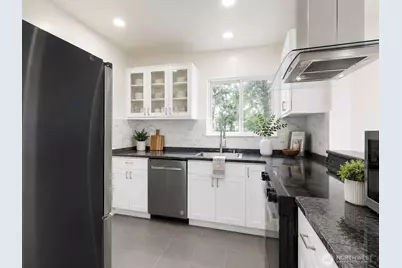 1645 288th Street #207, Federal Way, WA 98003 - Photo 4
