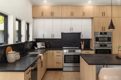 20825 SE 202nd Street, Renton, WA 98058 - Photo 20