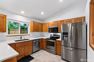 426 Comet St, Milton, WA 98354 - Photo 12