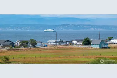 1243 Farragut Drive, Coupeville, WA 98239 - Photo 4