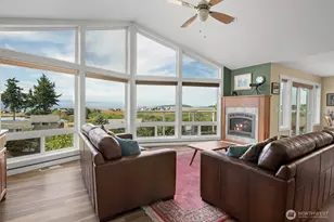 1243 Farragut Dr, Coupeville, WA 98239 - Photo 10