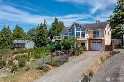 1243 Farragut Drive, Coupeville, WA 98239 - Photo 6