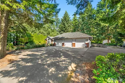 4234 Legacy Drive NE, Olympia, WA 98516 - Photo 2