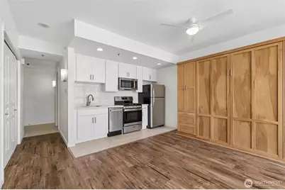 2801 1st Avenue #705, Seattle, WA 98121 - Photo 4