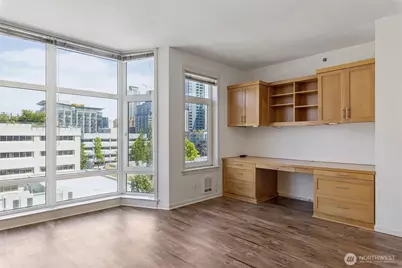 2801 1st Avenue #705, Seattle, WA 98121 - Photo 2
