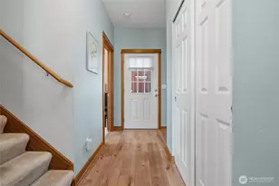 104 NE Whimbrel Ln, Poulsbo, WA 98370 - Photo 4