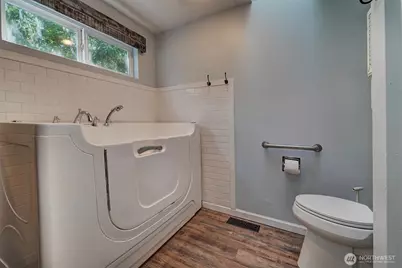 19460 23rd Avenue NE, Poulsbo, WA 98370 - Photo 24