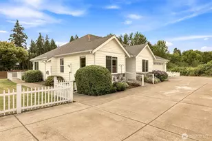 3204 20th St SW, Puyallup, WA 98373 - Photo 1