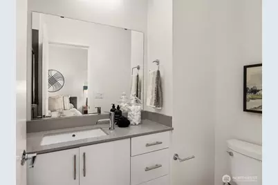 12526 15th Avenue NE #D, Seattle, WA 98125 - Photo 20