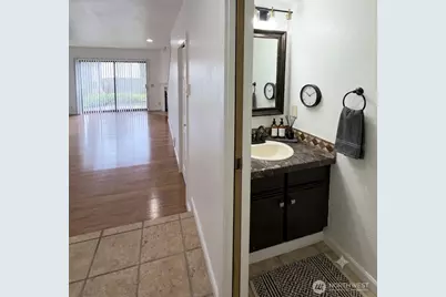 8013 NE 177th Court #403, Kenmore, WA 98028 - Photo 4