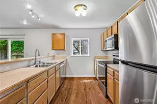 2110 Highland Ave, Everett, WA 98201 - Photo 12