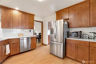 4408 N 9th St, Tacoma, WA 98406 - Photo 16