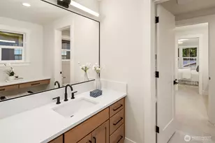 816 165th Ave NE, Bellevue, WA 98008 - Photo 32