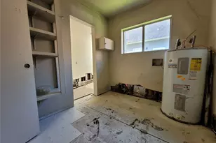 312 N E St, Aberdeen, WA 98520 - Photo 8