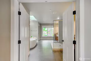 4307 166th Ln SE, Bellevue, WA 98006 - Photo 16