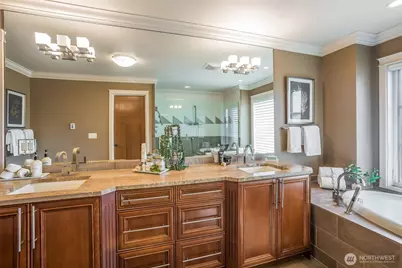 317 1st Street, Kirkland, WA 98033 - Photo 24