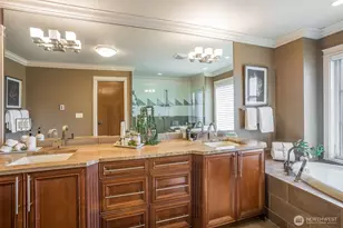 317 1st St, Kirkland, WA 98033 - Photo 24